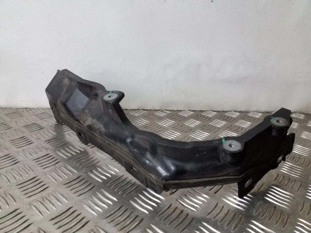 Cita motora nodalījuma detaļa – BMW 1. sērija F20 F21 (2011-2019)