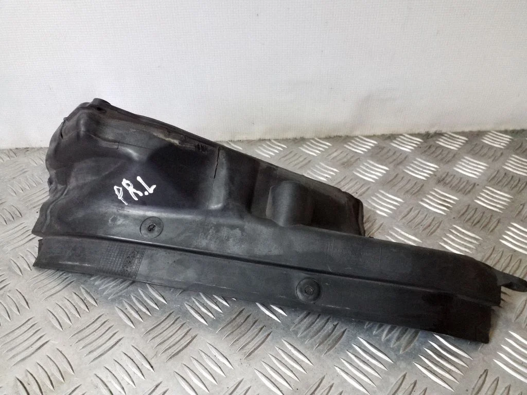 Muu mootoriruumi osa – BMW 5-seeria F10 F11 (2009-2016)