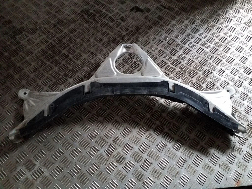 Other engine bay part – Audi A6 S6 C7 4G (2011-2018)
