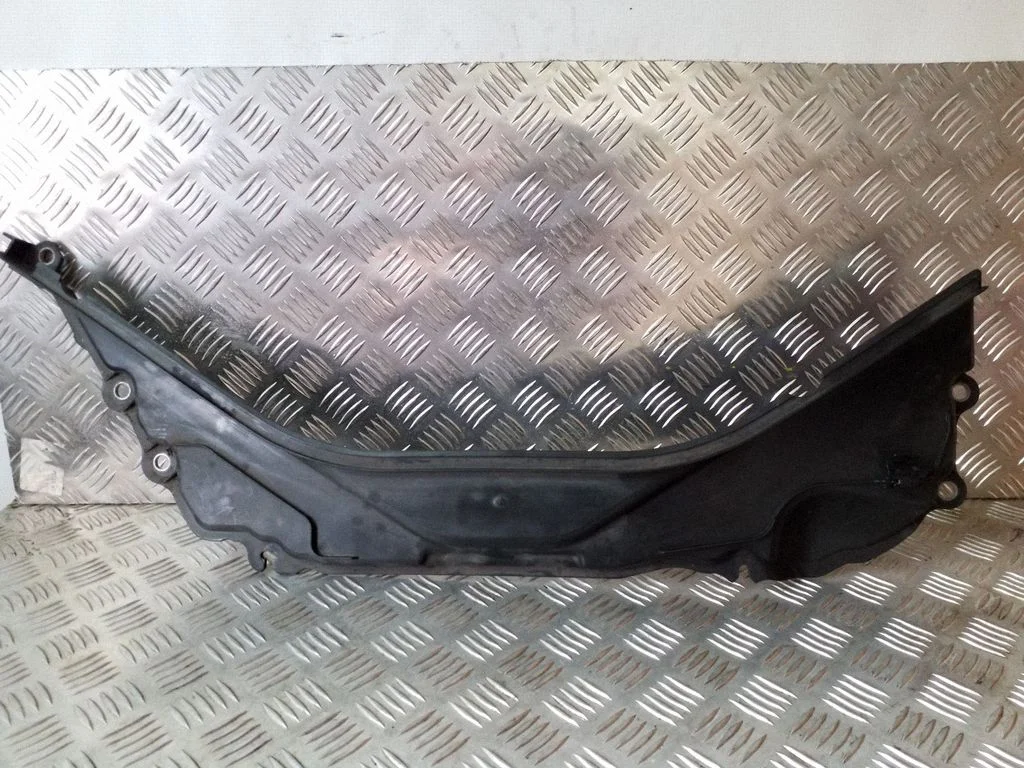 Cita motora nodalījuma detaļa – BMW 1. sērija F20 F21 (2011-2019)