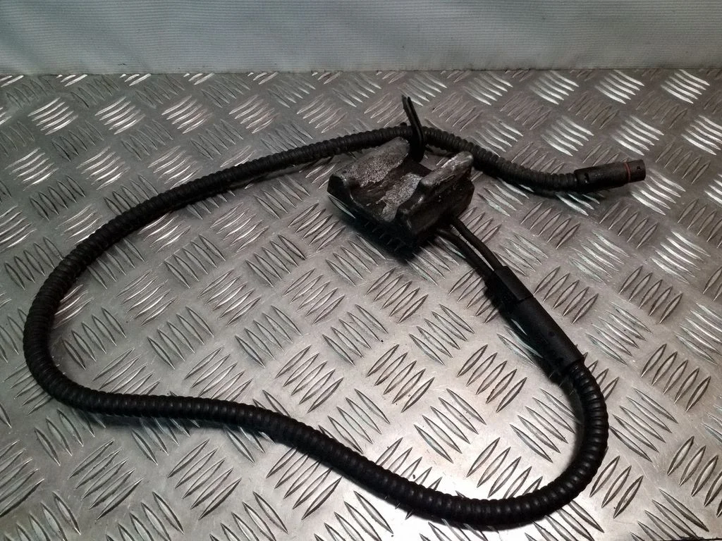 Cita motora nodalījuma detaļa