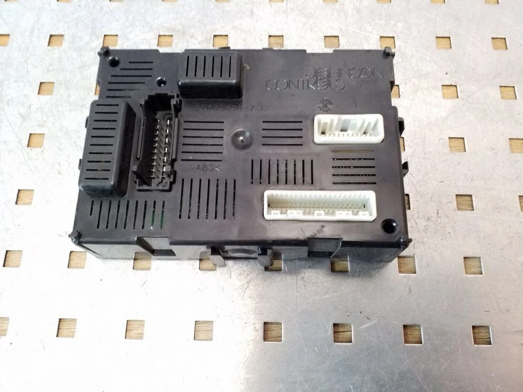 Mugavusmoodul 284B29U00A – Nissan Note (E11) (2006-2014)