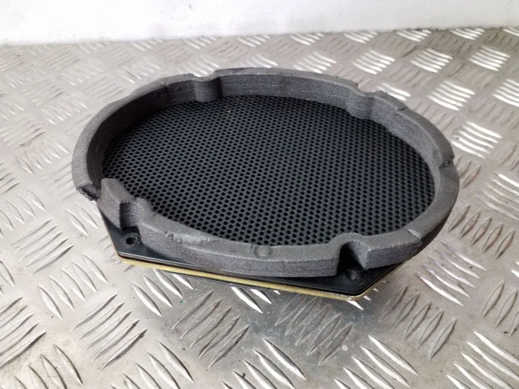 Głośnik w drzwiach przednich – Ford Focus C-MAX (2003-2010)