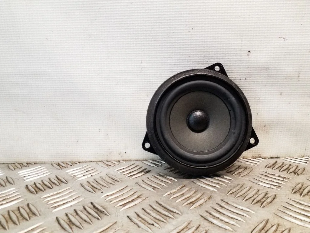 Front door speaker – BMW 5 Series F10 F11 (2009-2016)