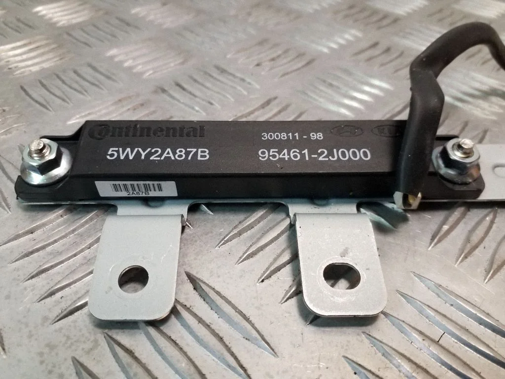 Wzmacniacz antenowy 954612J000