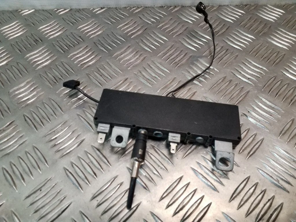 Antenni võimendi 4870309 – Saab 9-5 (2006-2010)