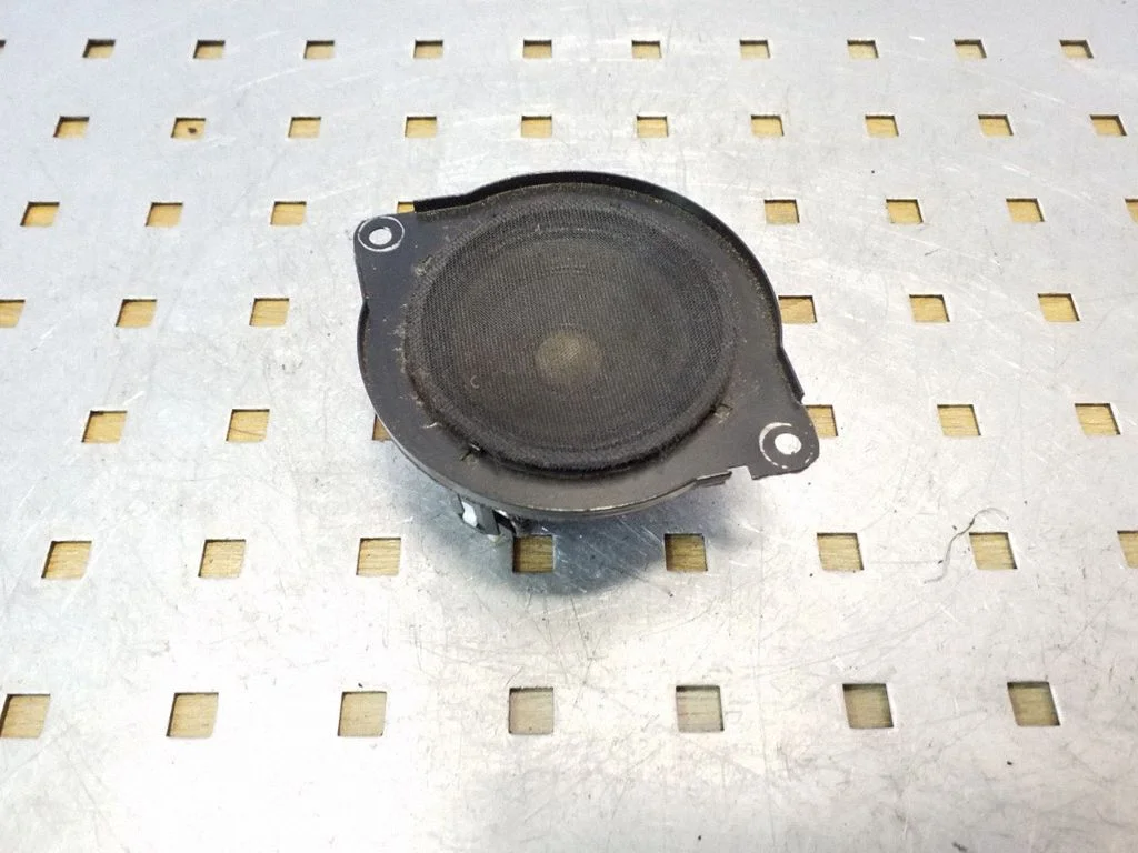 Panel speaker 05059062AB