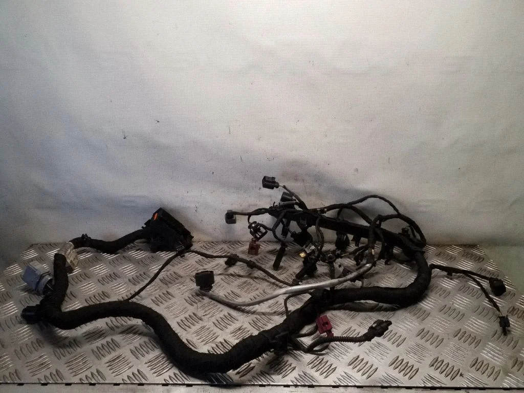 Mootori juhtmestik 04L972627EB