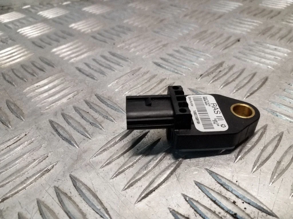 Drošības spilvenu trieciena sensors
