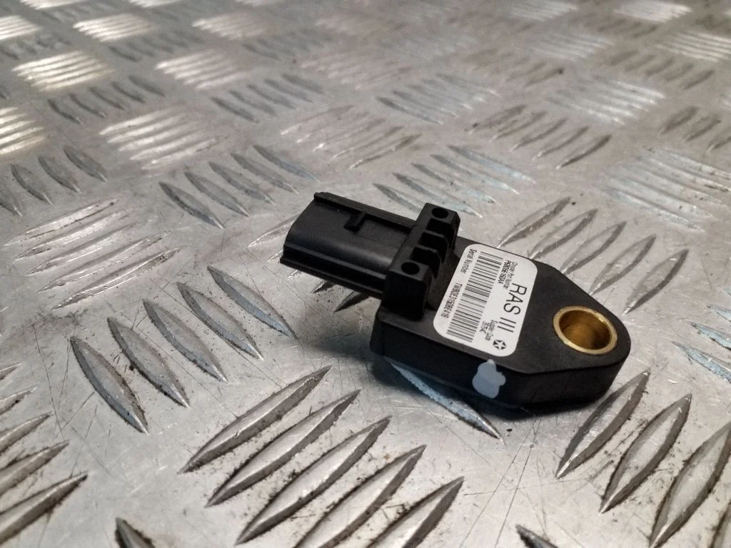 Drošības spilvenu trieciena sensors