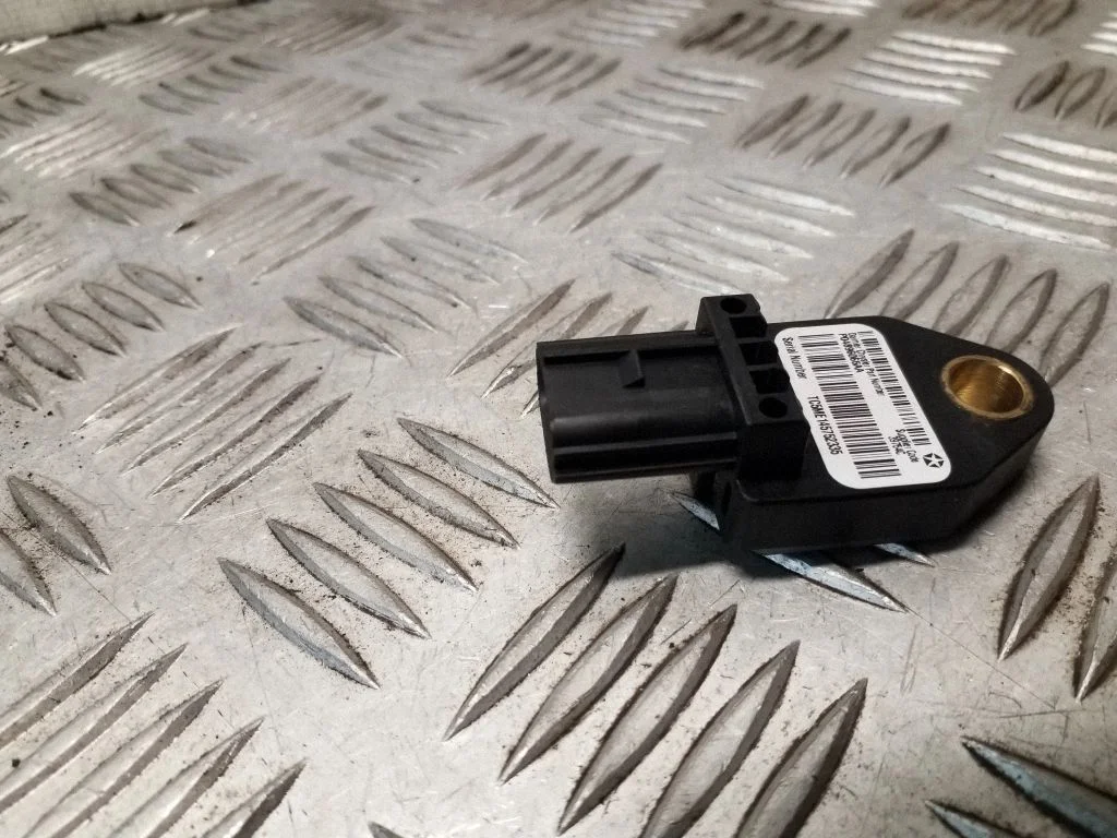 Drošības spilvenu trieciena sensors