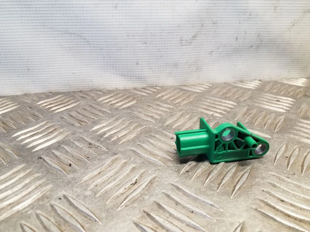 Drošības spilvenu trieciena sensors 1K0909606C