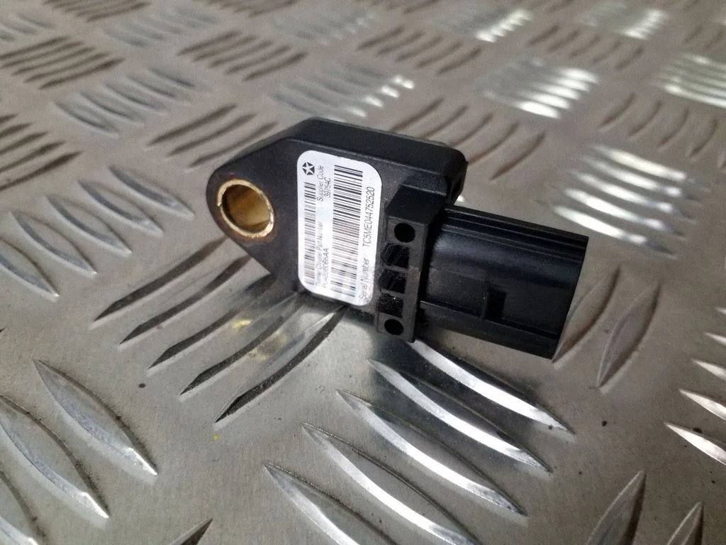 Drošības spilvenu trieciena sensors