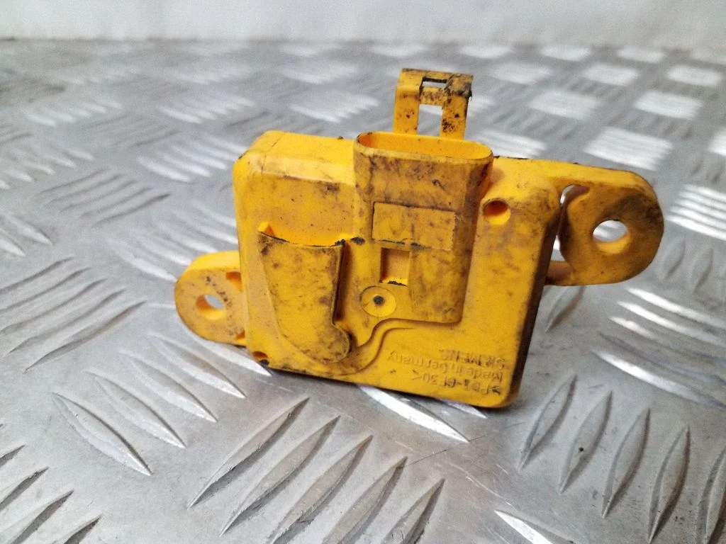 Airbag deployment crash/impact sensor – Opel Astra G (1998-2009)