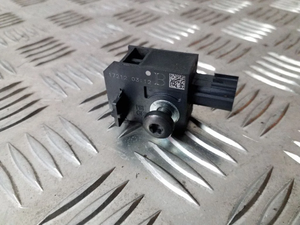 Drošības spilvenu trieciena sensors 13502577