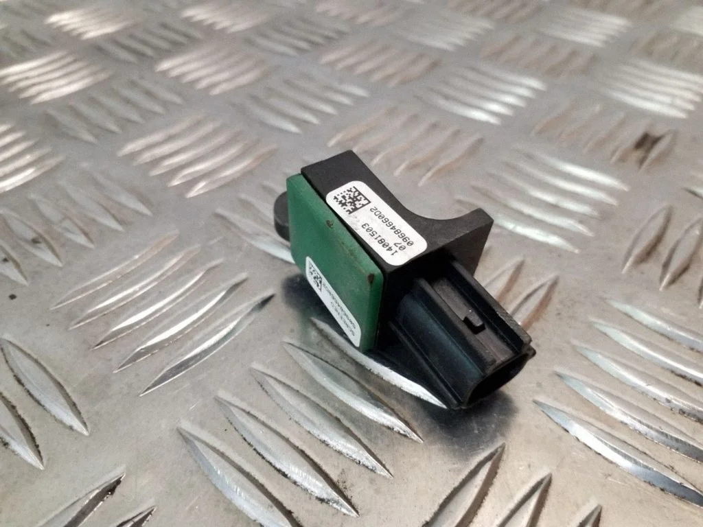 Drošības spilvenu trieciena sensors 5N0959351
