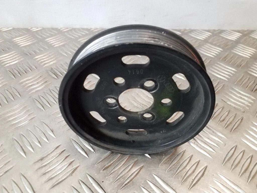 Stūres pastiprinātāja sūkņa skriemelis 038145255B