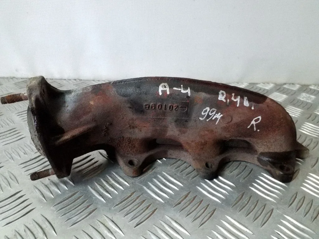 Exhaust manifold 078253034AR