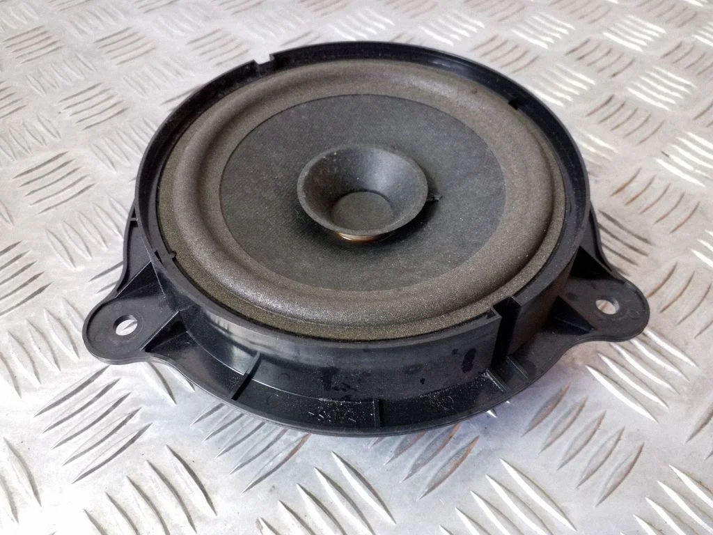 Rear door speaker 28156JK000