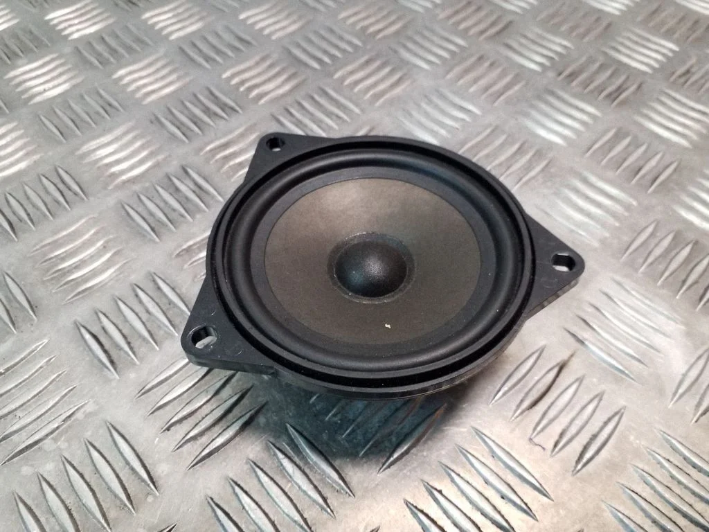 Rear door speaker – BMW 5 Series E60 E61 (2004-2010)