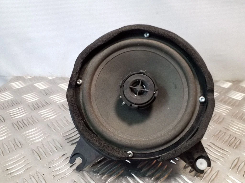Rear door speaker 3533622