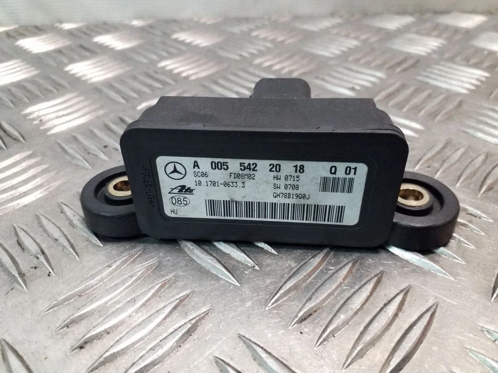 ESP (stabilitātes sistēmas) sensors (paātrinājuma sensors) – Mercedes-Benz S klase W221 (2005-2013)