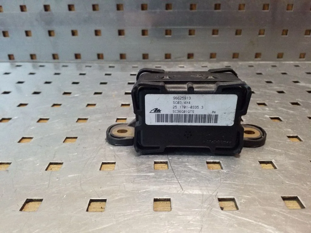 ESP (stabilitātes sistēmas) sensors (paātrinājuma sensors) – Opel Antara (2006-2016)