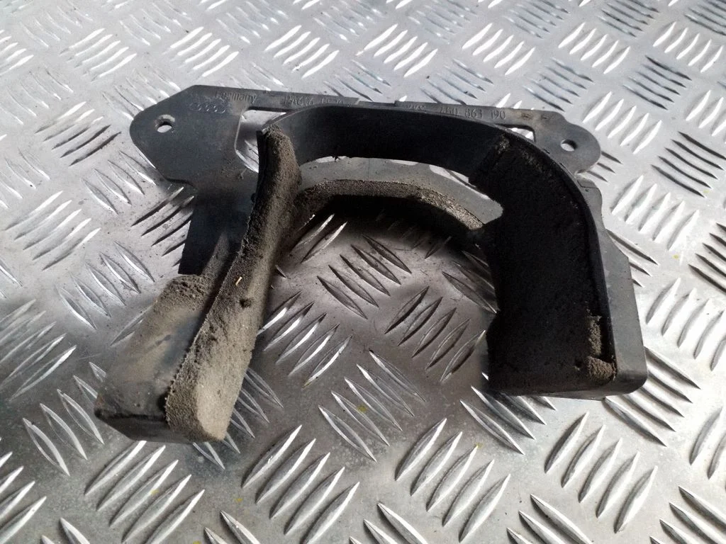 Eesmise vedrustuse põhjakaitse – Audi A6 S6 C7 4G (2011-2018)