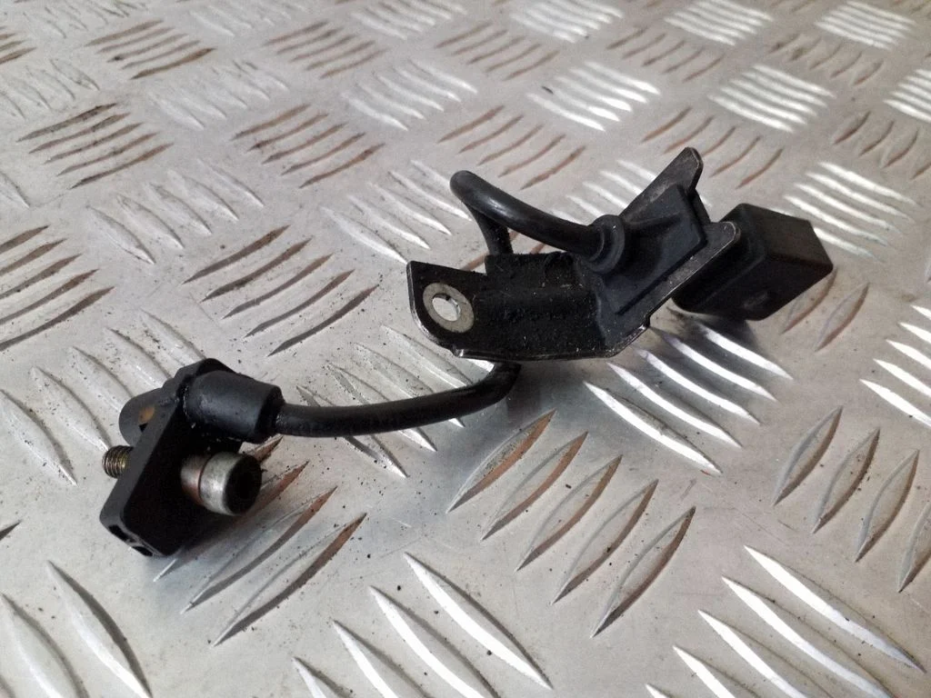 Kloķvārpstas stāvokļa devējs – BMW 5. sērija E60 E61 (2004-2010)