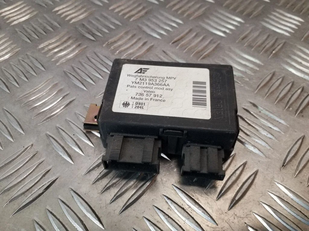 Imobilaizera vadības bloks 7M3953257