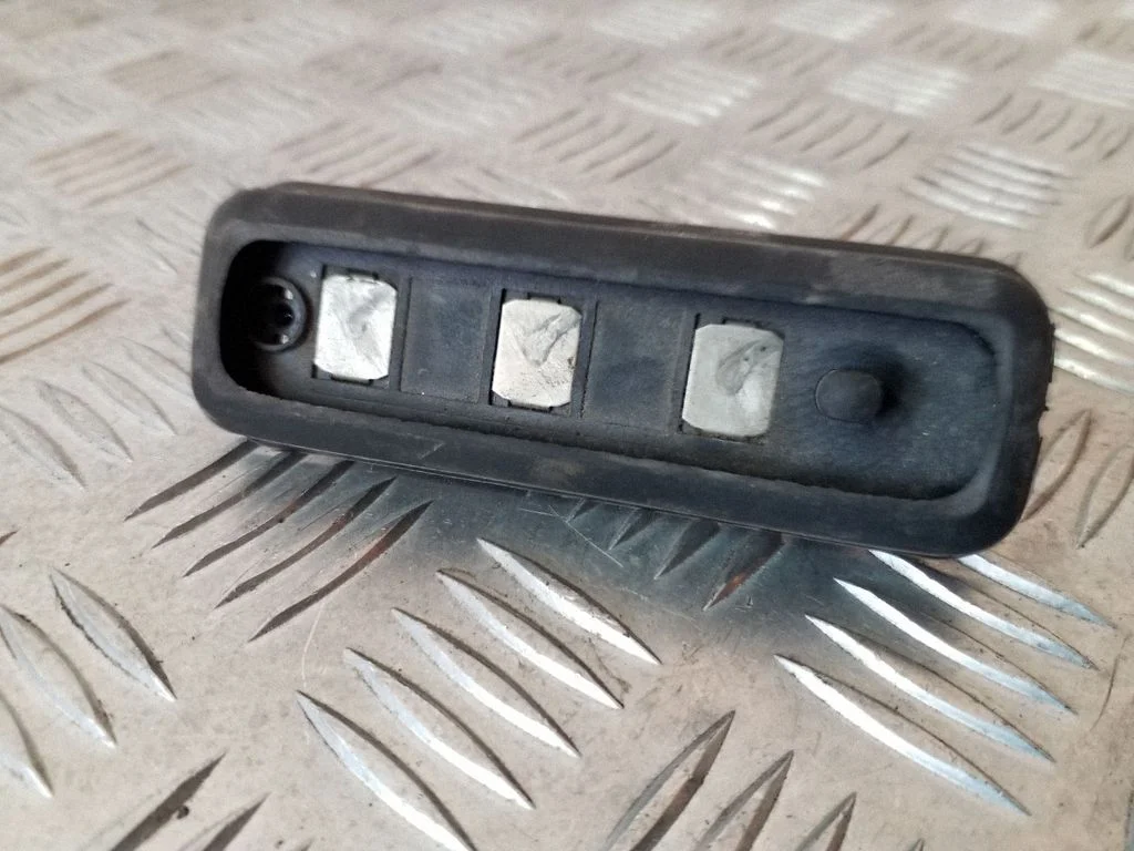 Sliding door contact joint 8200007015