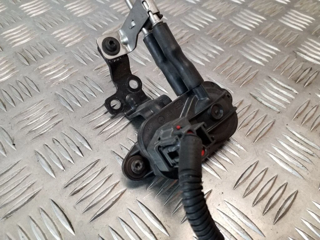 Exhaust gas pressure sensor – Volvo S80 (2004-2006)