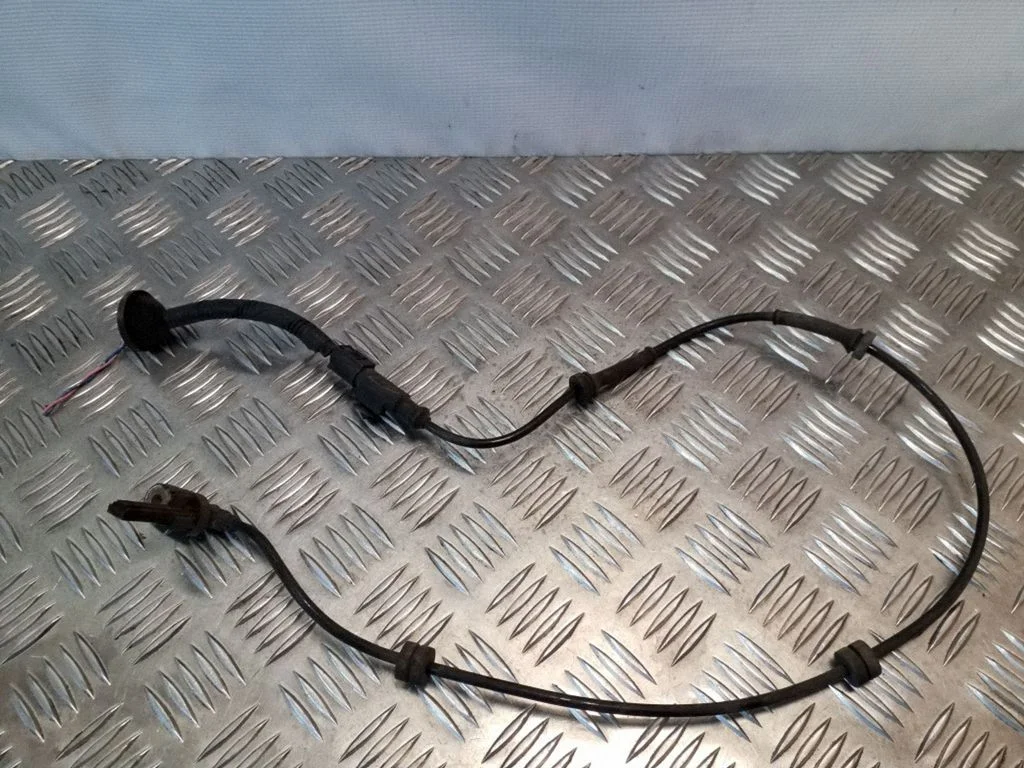 Tagumine piduri ABS-andur 47901AV710