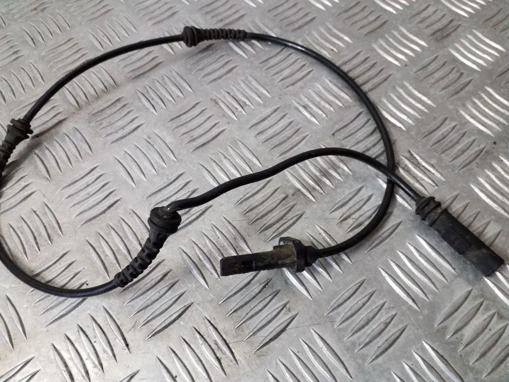 Tagumine piduri ABS-andur – BMW 5-seeria F10 F11 (2009-2016)