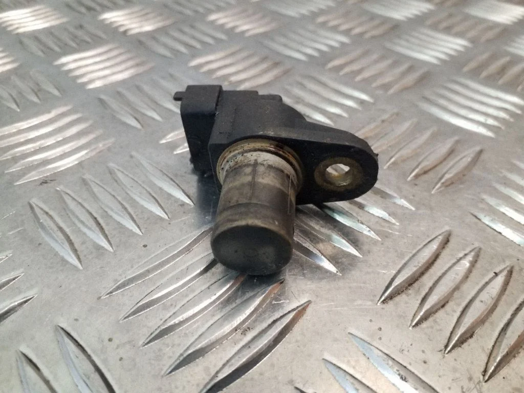 Camshaft position sensor A0031539728