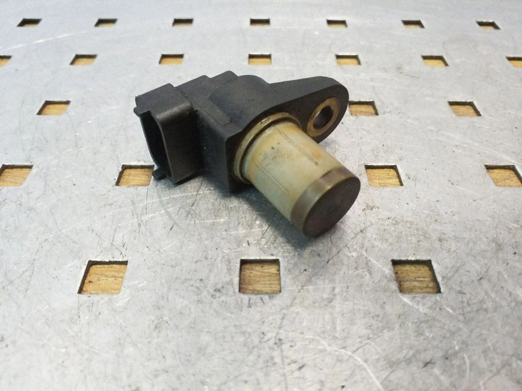 Camshaft position sensor A0031539728