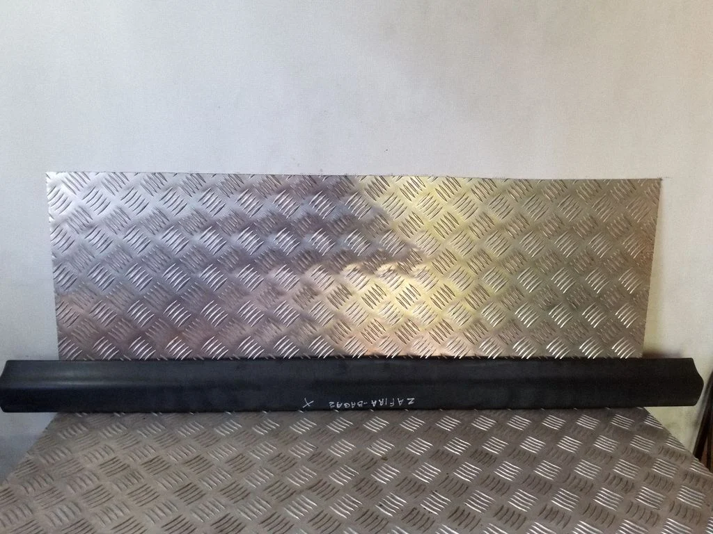 Tailgate trim – Opel Zafira A (1999-2005)