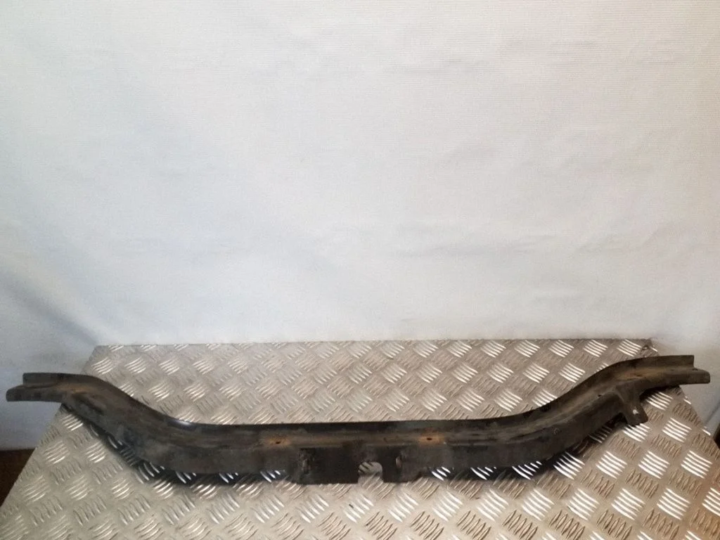 Top upper radiator support slam panel