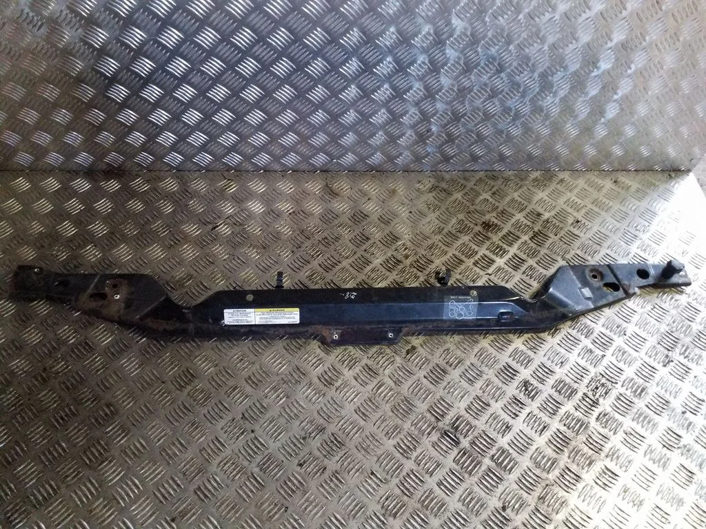 Radiaatori tugipaneeli ülaosa 55037464AD