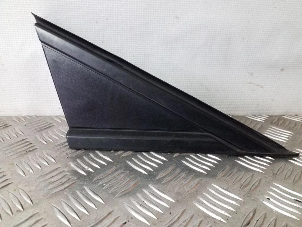 Poritiiva iluliist (molding) 39041994