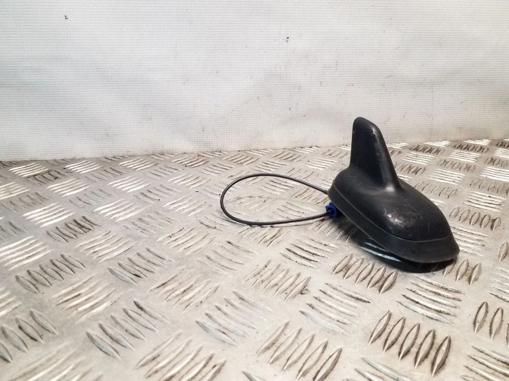 Antena (GPS antena) – Volkswagen Passat CC (2008-2016)