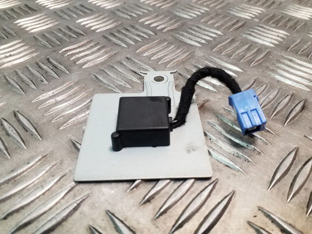 Antena (GPS antena) KD5166DY0A