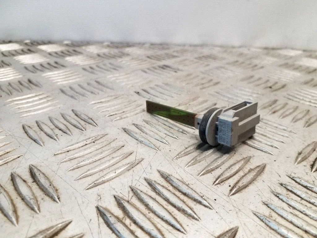 Interior temperature sensor 4B0820539