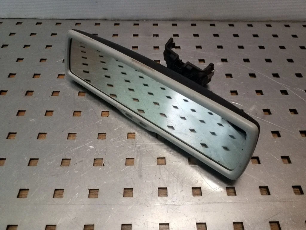 Rear view mirror (interior) – Volkswagen Passat B6 (2005-2010)