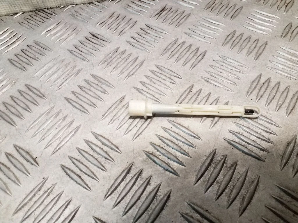 Interior temperature sensor – Opel Insignia A (2008-2017)
