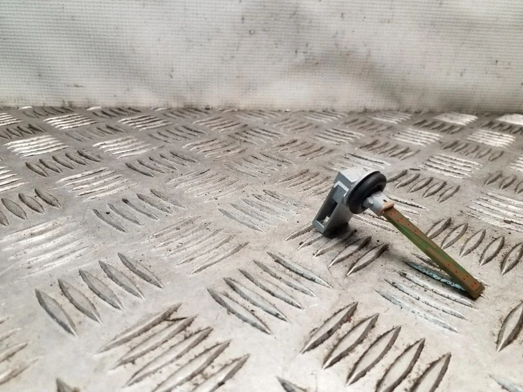 Salona temperatūras sensors 4B0820539
