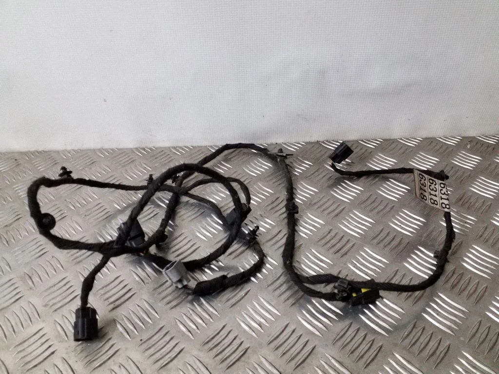 Parkošanās (PDC) sensoru vadu instalācija – Opel Mokka (2012-2016)
