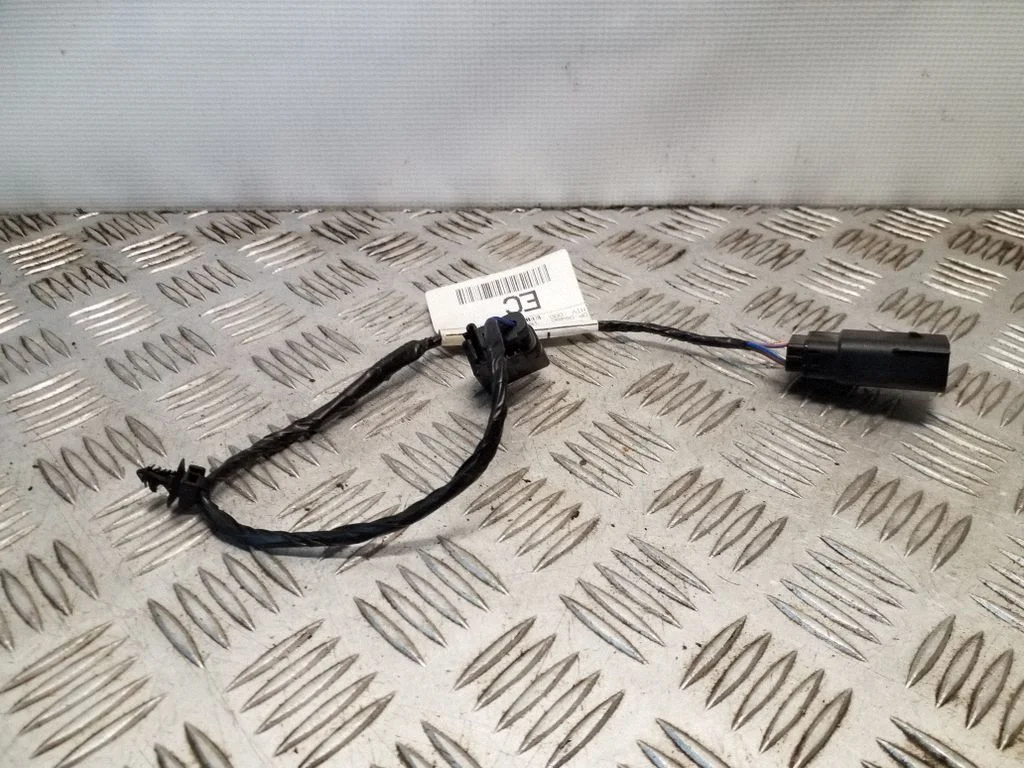 Muud juhtmed / juhtmestik DG9T14A547EC