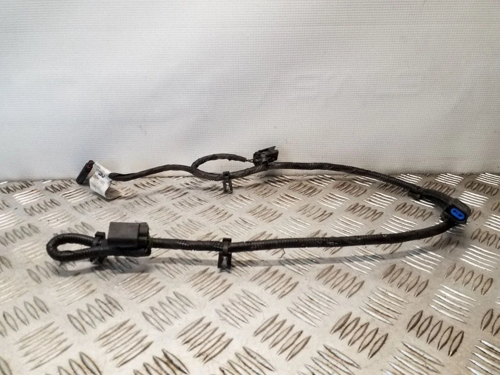 Muud juhtmed / juhtmestik DG9T14297CE