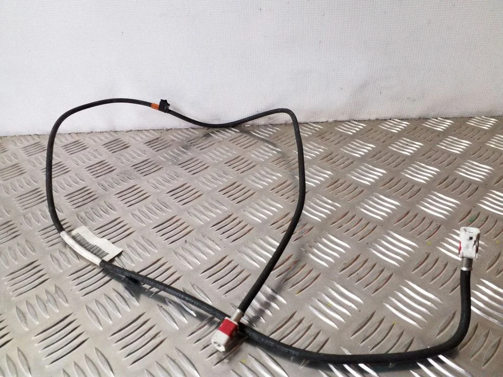 Muud juhtmed / juhtmestik P56040832AC